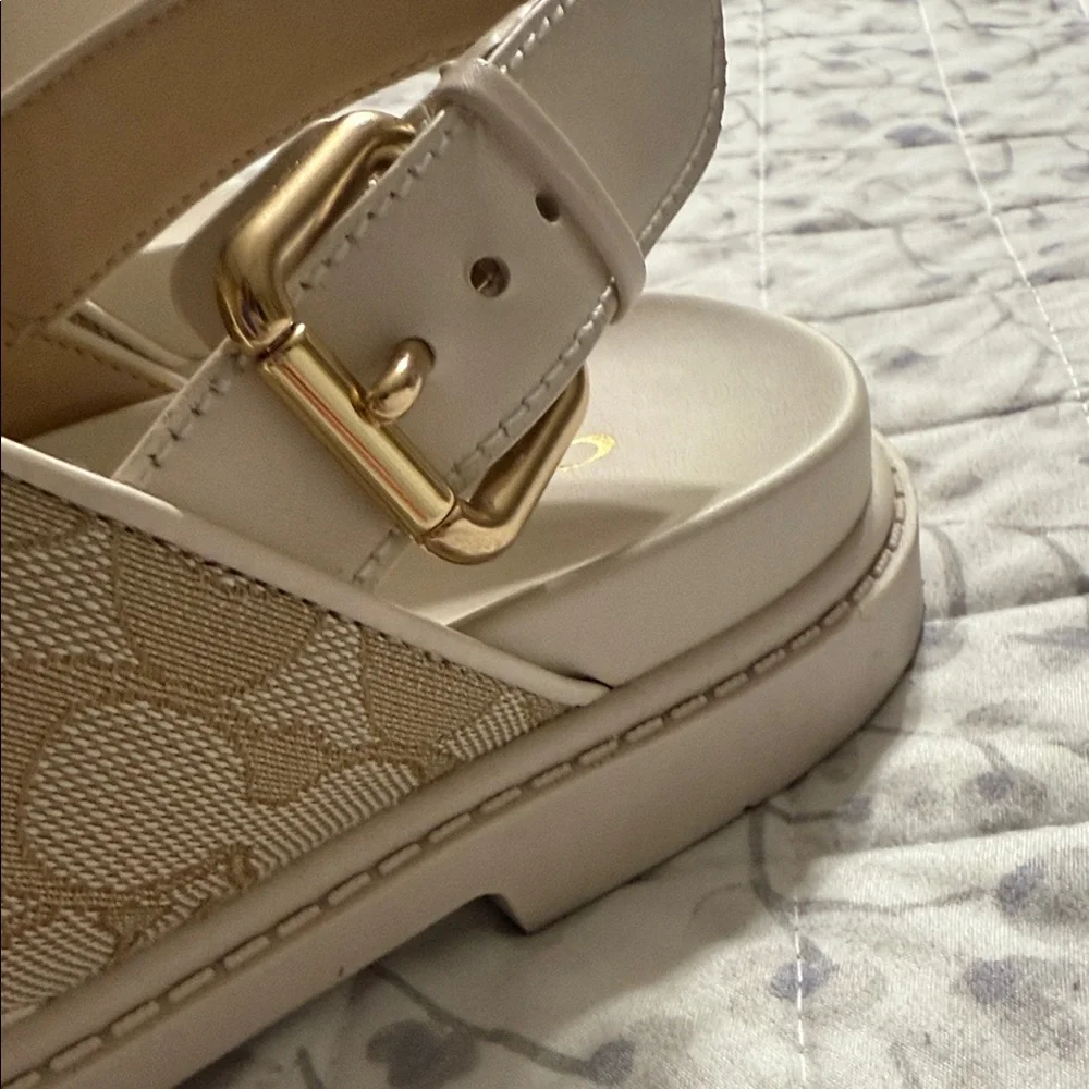 Coach Women's Cream and Tan Fraser Jacq Sandals 10 - Picture 5 of 8